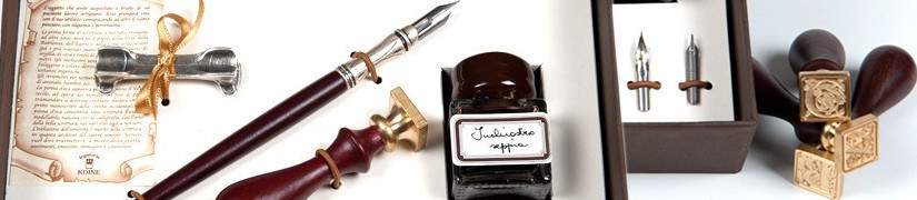 Set écriture en style classique, flacons d’encre, set calligraphie.